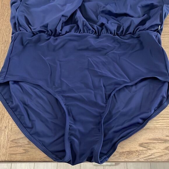 DELTA BURKE BIKINI SKORT.  NEW - Picture 6 of 6